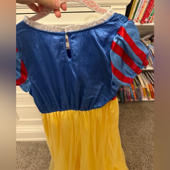 Snow White Costume Nightgown for Girls 7/8 NWOT - Picture 8 of 8